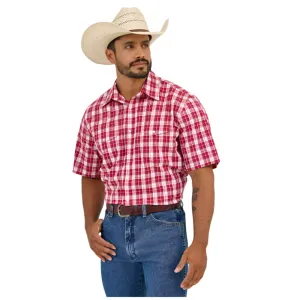 112365854 Wrangler Men's Classic Fit Wrinkle Resist Short Sleeve Snap Shirt - Red