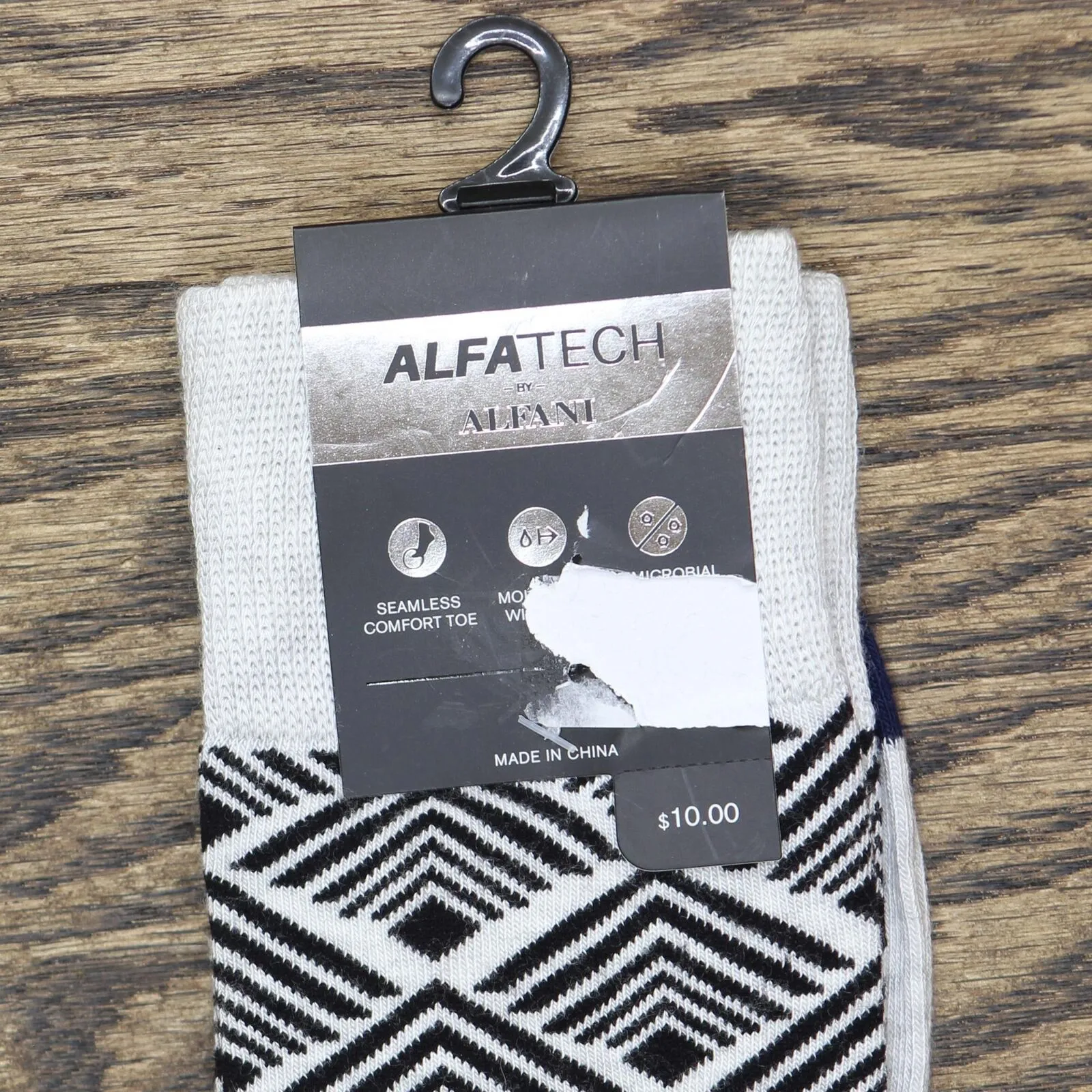 Alfani Men's Linear Geometric Dress Socks