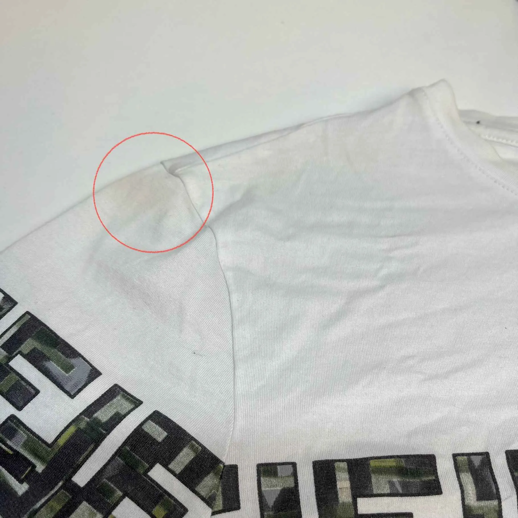 Men's Camo Logo Print T-Shirt White Size L