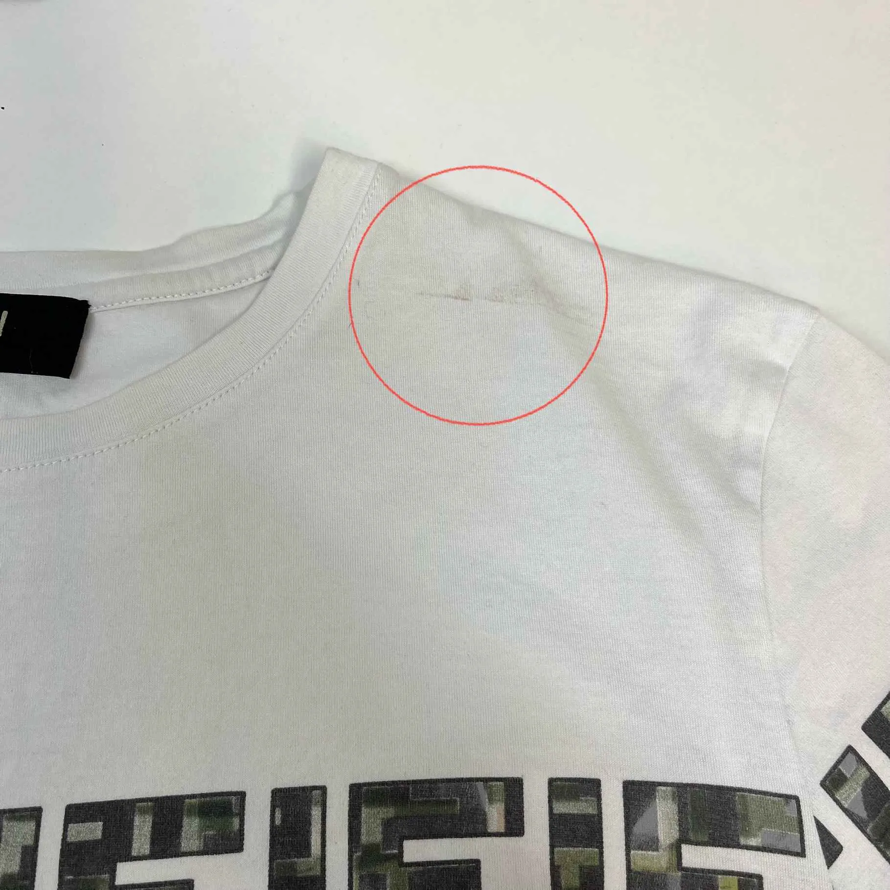Men's Camo Logo Print T-Shirt White Size L