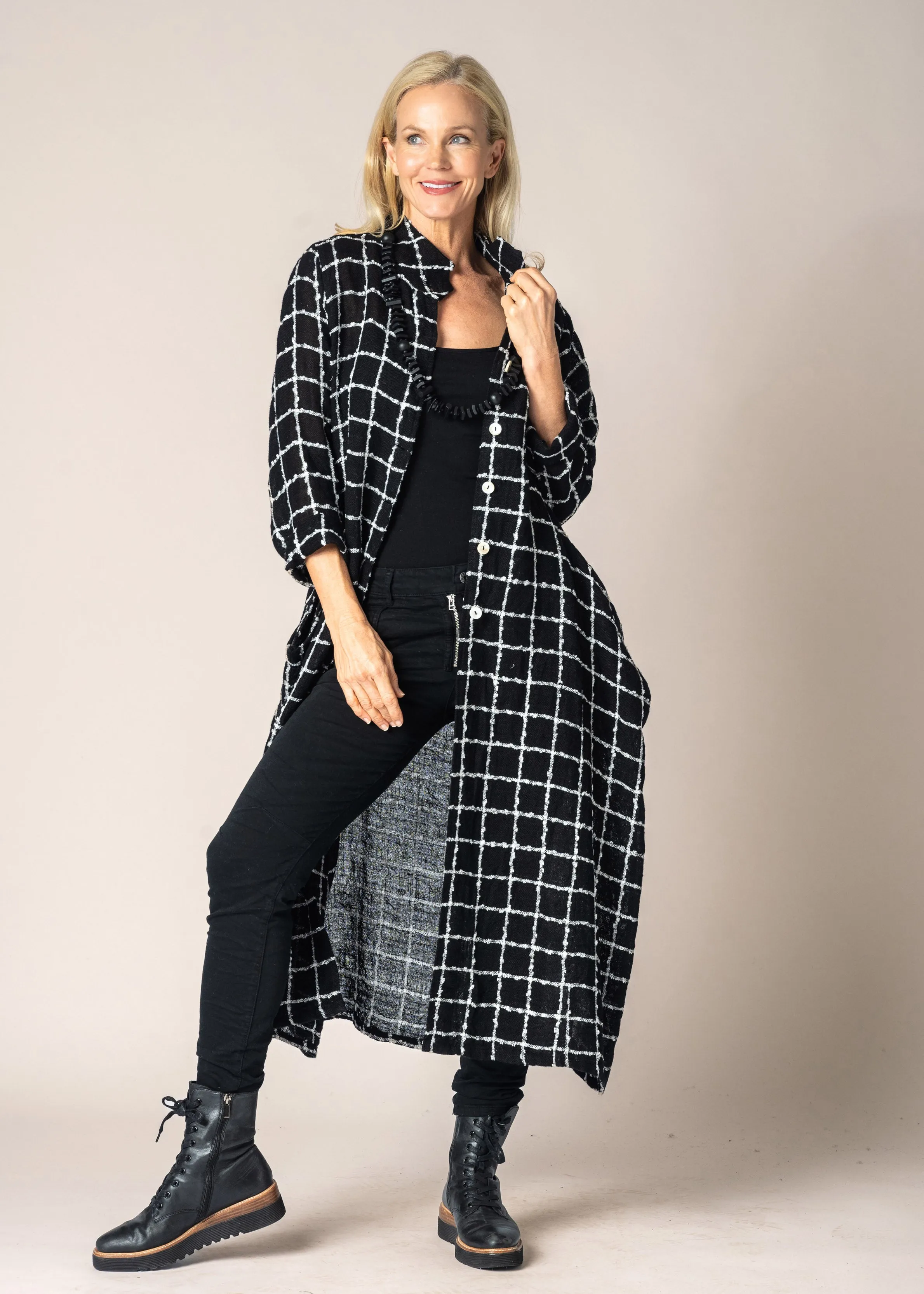 Mirella Linen Jacket in Onyx