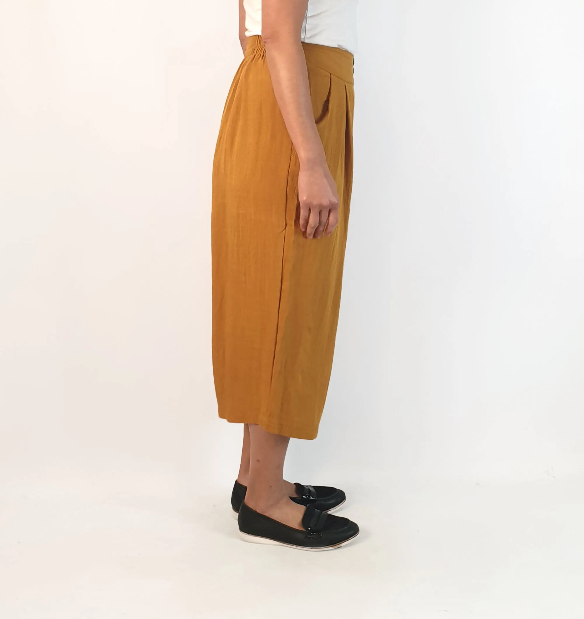 Missy O mustard wide leg culotte pants size 10