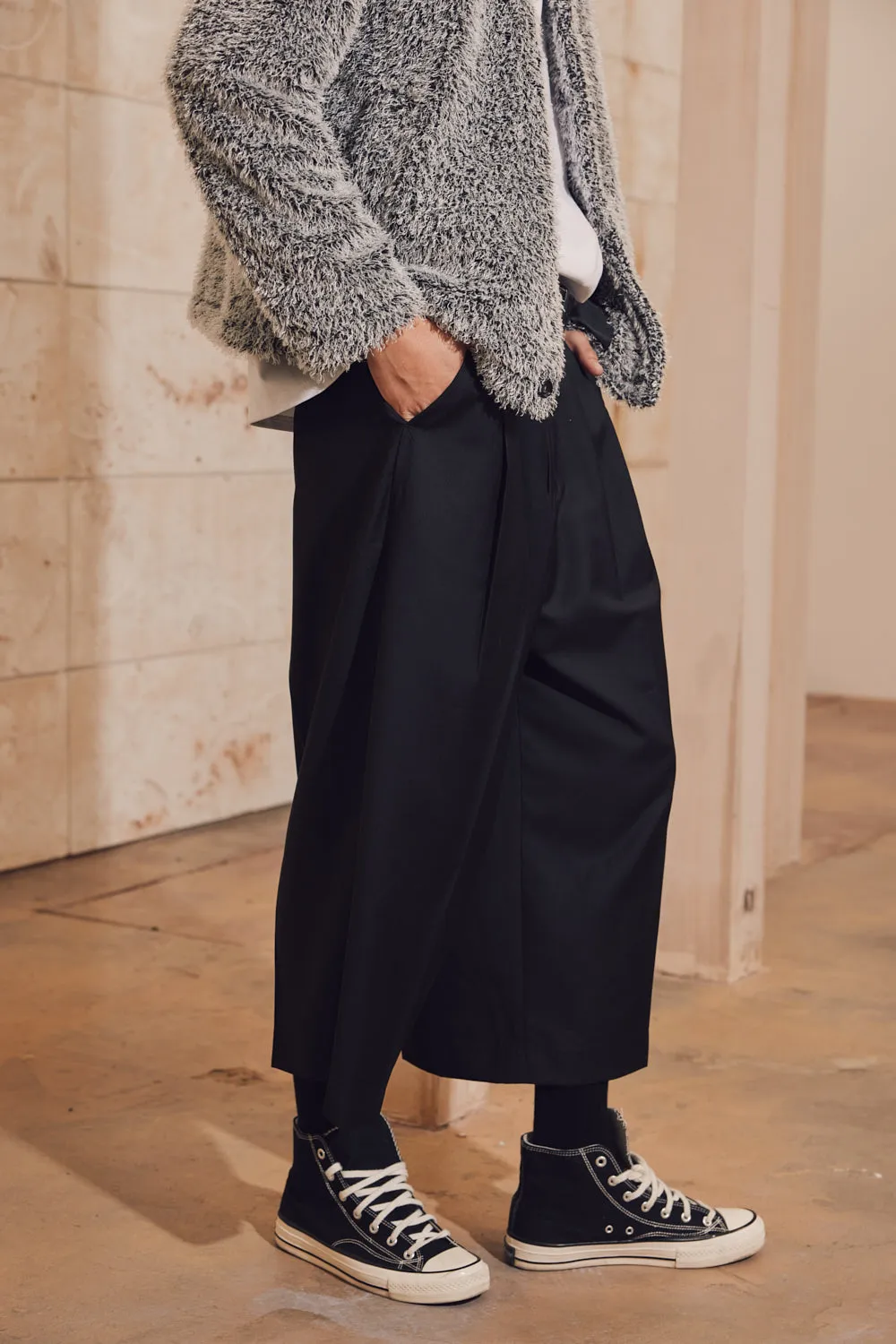 Pleated Wide Leg Crop Trousers