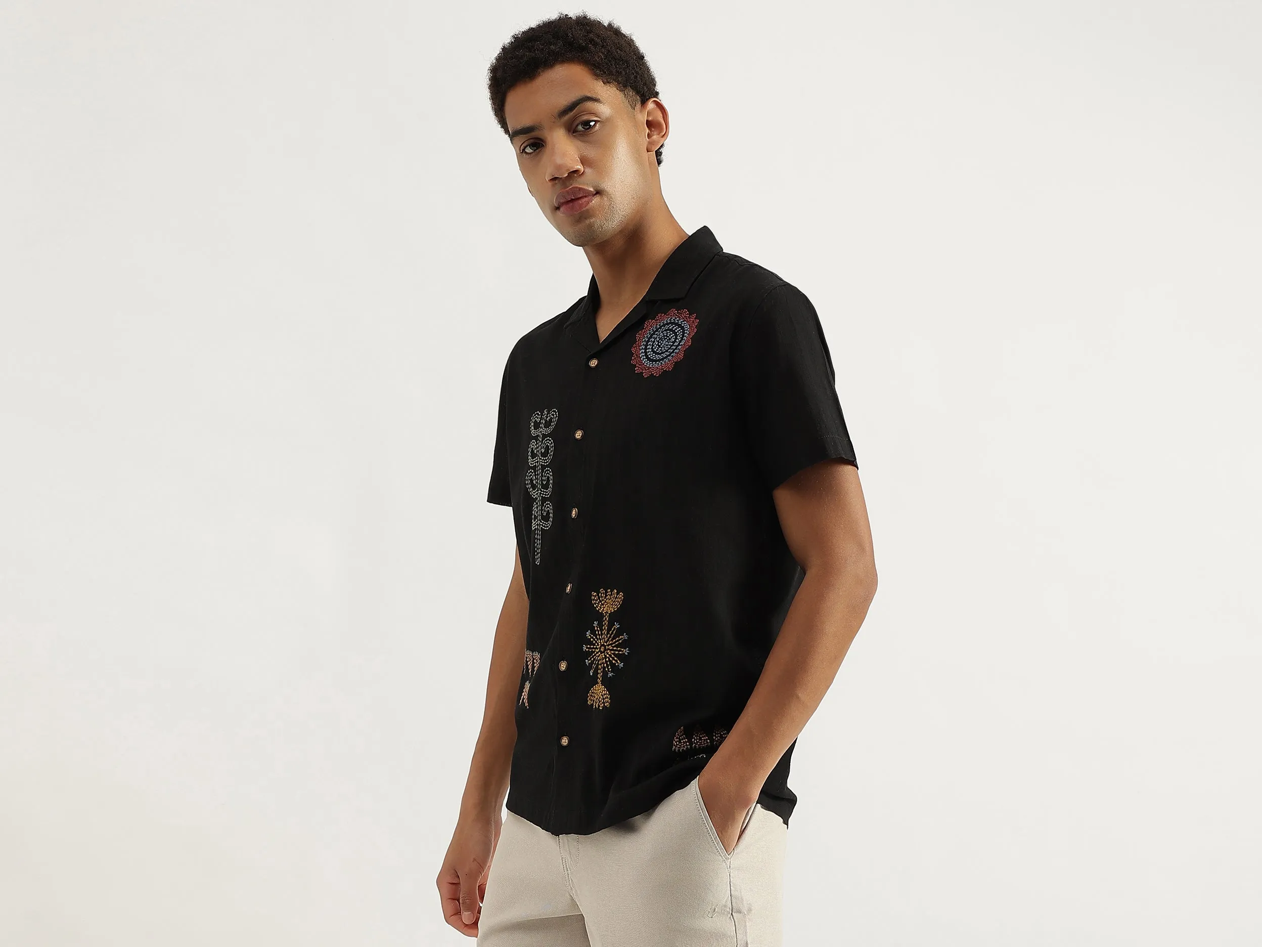 Relaxed Fit Resort Collar Artisanal Embroidered Shirt