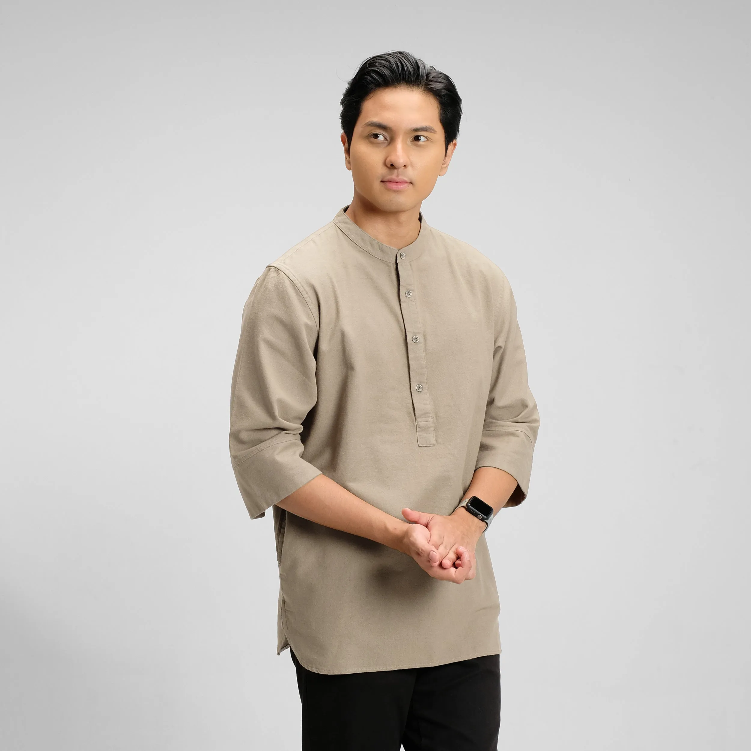 Zafar Kemeja Koko Rami Basic Lengan Panjang 3/4