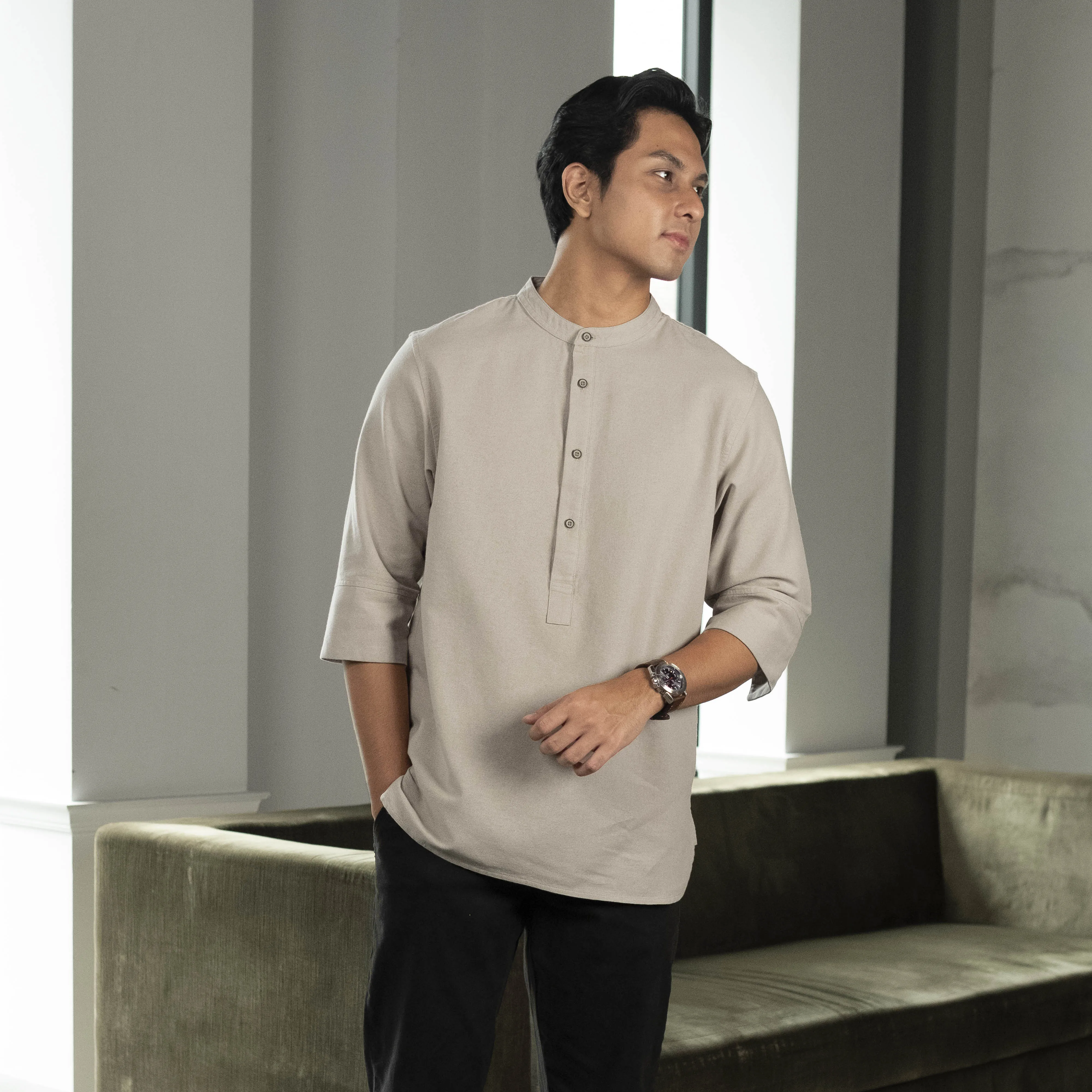 Zafar Kemeja Koko Rami Basic Lengan Panjang 3/4